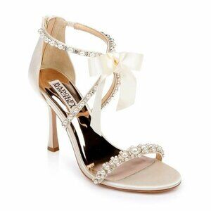 Badgley Mischka Women's Nayeli Drama Heel Sandals Ivory Satin Size 7.5 MSRP $285